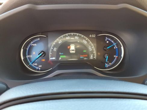 New 2025 Toyota RAV4 XLE image 11