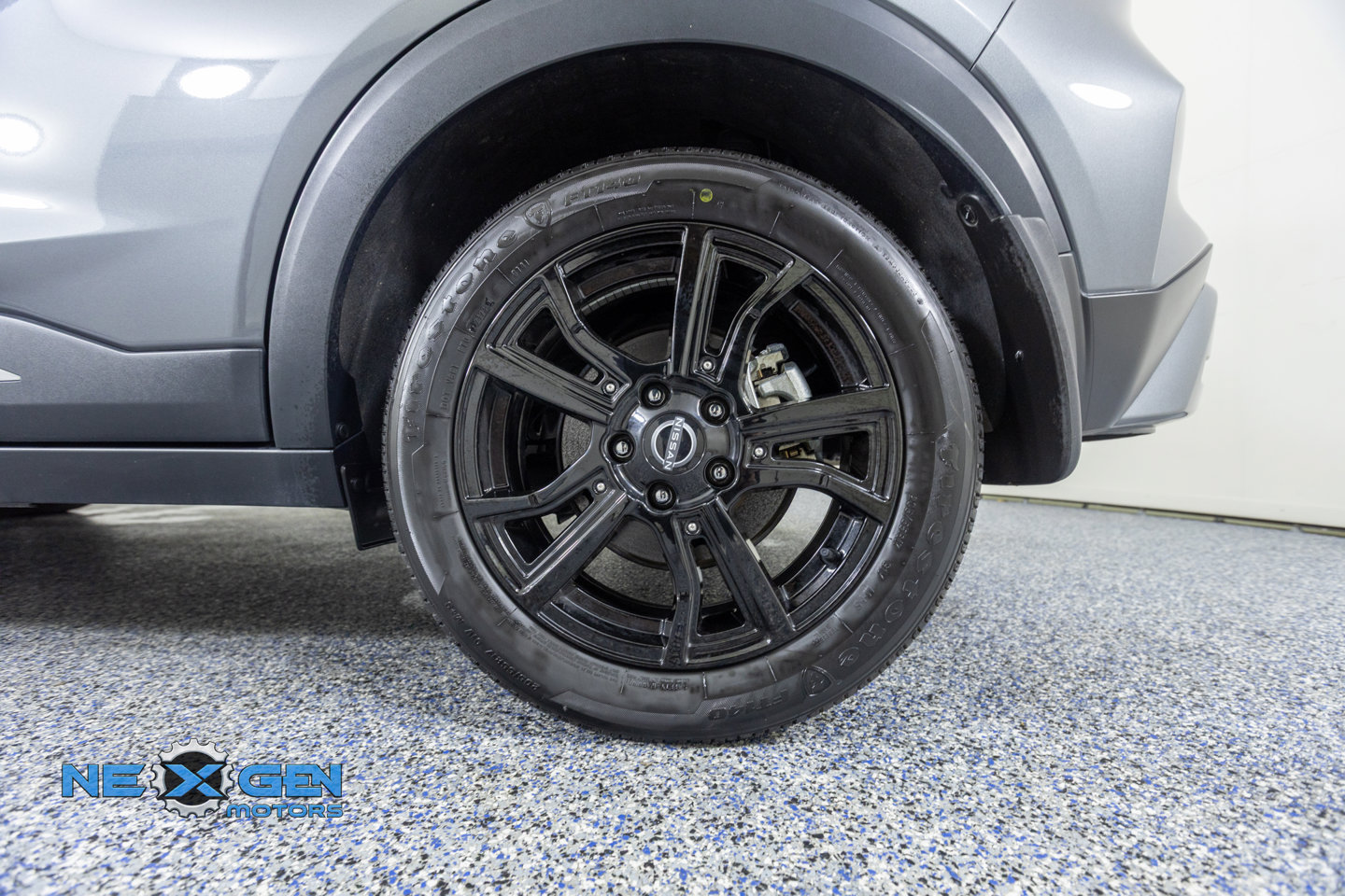 Used 2024 Nissan Kicks SR w/ SR Premium Package FWD image 48