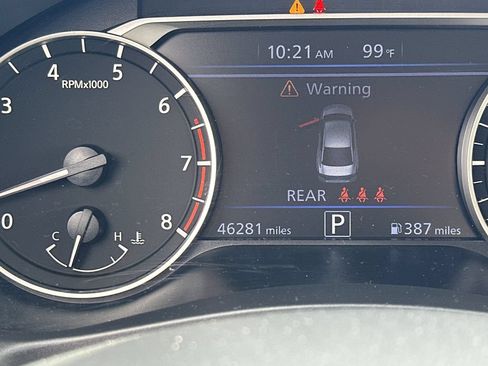 Used 2025 Nissan Altima 2.5 SV FWD image 22
