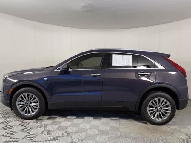 Used 2024 Cadillac XT4 Premium Luxury w/ Technology Package FWD image 2