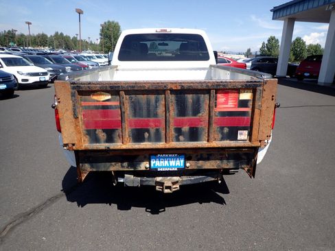 Used 2016 Ford F250 XL w/ Power Equipment Group image 4