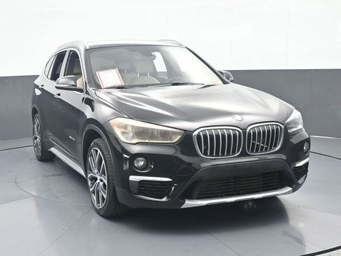 Used 2017 BMW X1 sDrive28i FWD image 9