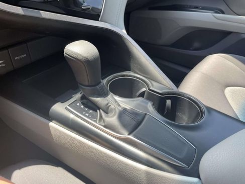 Used 2018 Toyota Camry LE w/ Audio Package FWD image 23