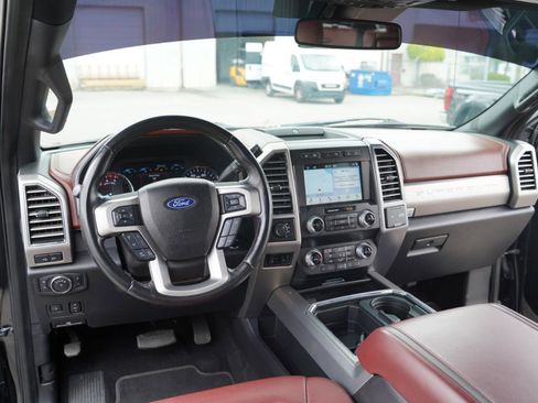 Used 2019 Ford F450 Platinum w/ Platinum Ultimate Package AWD/4WD image 11