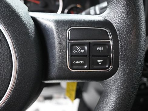 Used 2017 Jeep Wrangler Sport AWD/4WD image 20