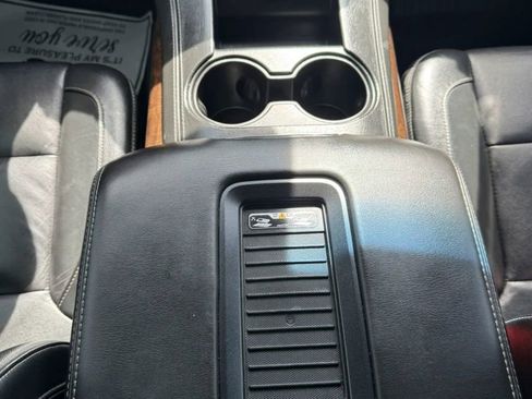 Used 2016 Chevrolet Tahoe LT w/ Luxury Package AWD/4WD image 34