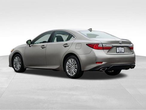 Used 2016 Lexus ES 350 w/ Accessory Package 2 image 5