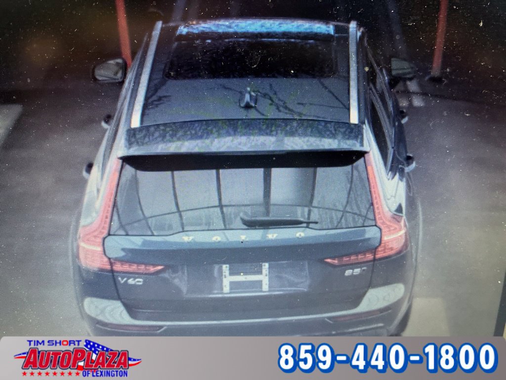 Used 2025 Volvo V60 B5 Cross Country Plus AWD/4WD image 6
