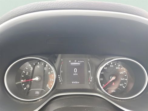 Used 2018 Jeep Compass Latitude image 29