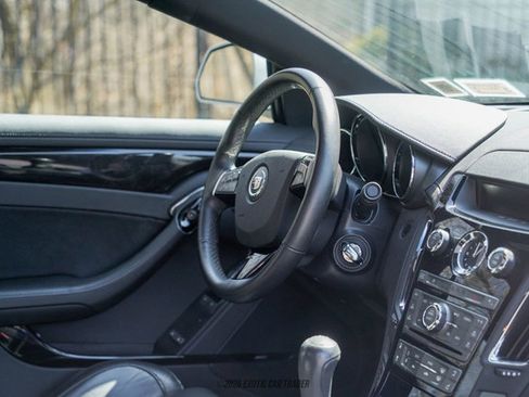 Used 2011 Cadillac CTS V w/ Wood Trim Package image 27