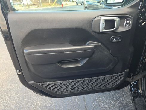 Used 2022 Jeep Wrangler Unlimited Sport AWD/4WD image 23
