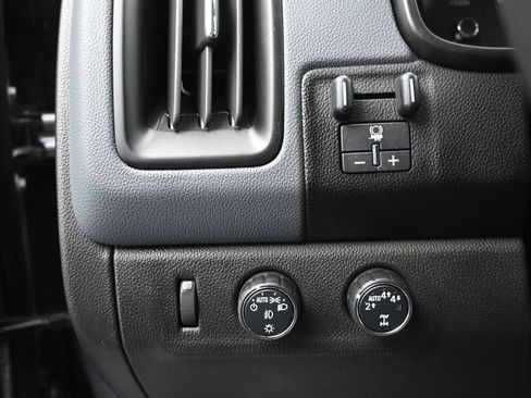 Certified 2022 Chevrolet Colorado Z71 AWD/4WD image 16