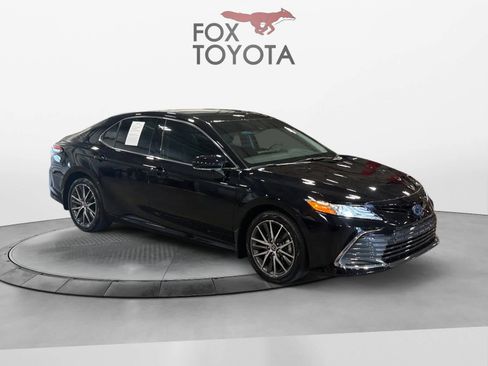 Used 2023 Toyota Camry XLE image 8