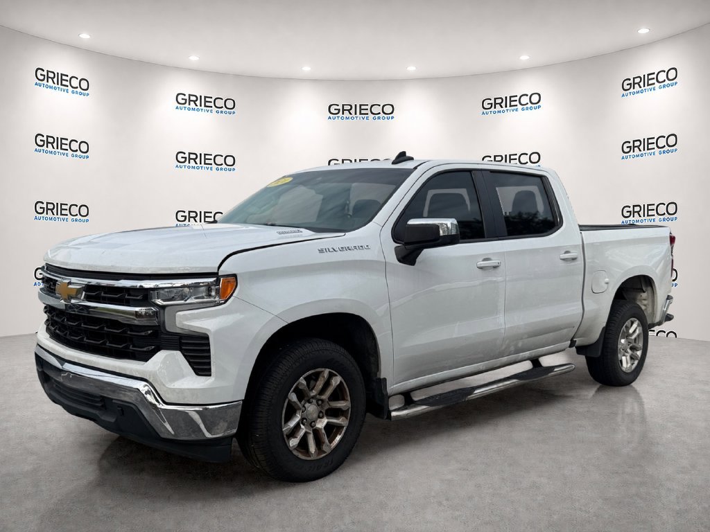 Used 2024 Chevrolet Silverado 1500 LT RWD image 3