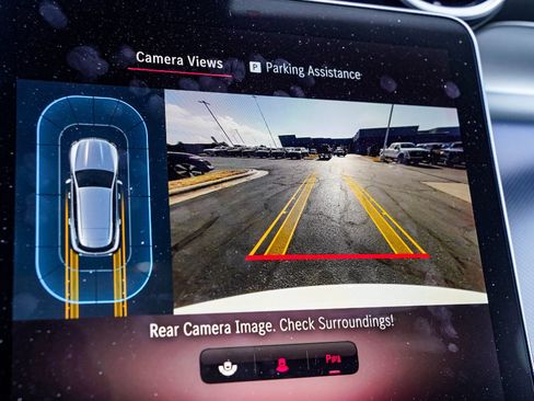 Used 2024 Mercedes-Benz GLC 300 image 15