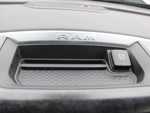 Used 2024 RAM 2500 Big Horn image 28