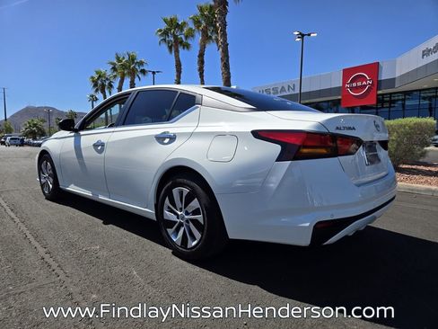Used 2025 Nissan Altima 2.5 S FWD image 4