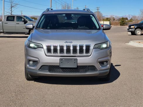 Used 2020 Jeep Cherokee Limited image 2
