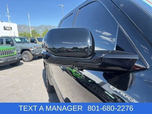 Used 2023 Toyota Tundra Platinum AWD/4WD image 12