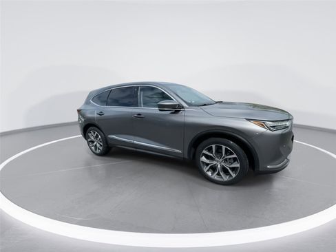 Used 2023 Acura MDX SH-AWD w/ Technology Package image 9