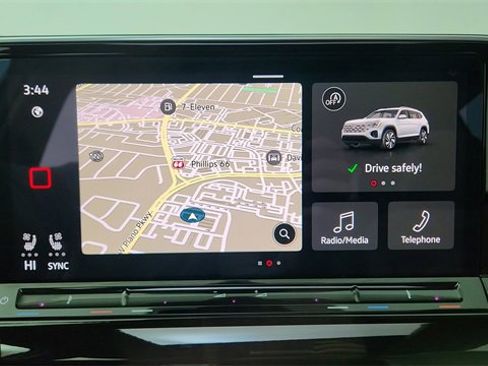 Used 2024 Volkswagen Atlas SEL Premium R-Line image 53