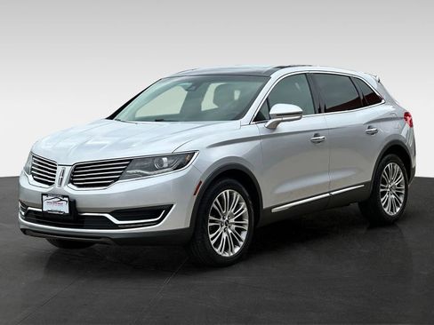 Used 2017 Lincoln MKX Reserve w/ Lincoln MKX Climate Package AWD/4WD image 3