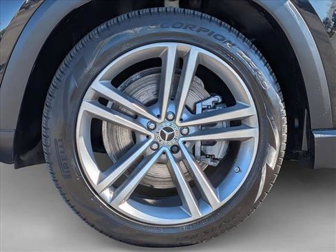 Used 2022 Mercedes-Benz GLE 450 4MATIC image 25