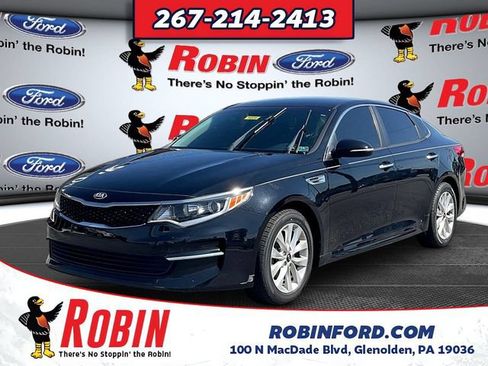 Used 2018 Kia Optima LX w/ 17" Alloy Wheels Package FWD image 3