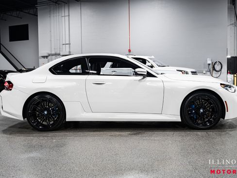 Used 2024 BMW M2 w/ Lighting Package image 6