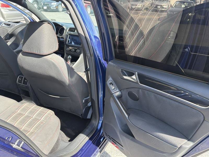 Used 2010 Volkswagen GTI 4-Door FWD image 16