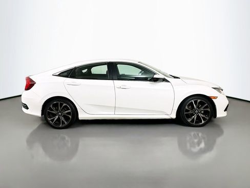 Used 2019 Honda Civic Sport image 9