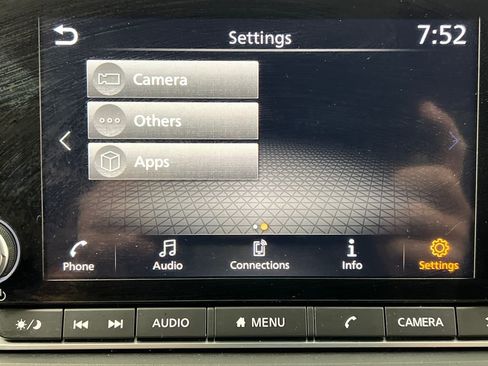 Used 2024 Nissan Rogue S image 56