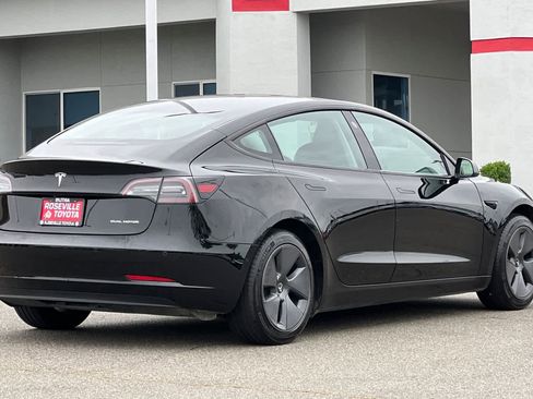 Used 2021 Tesla Model 3 Long Range AWD/4WD image 2