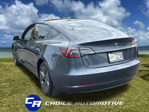 Used 2021 Tesla Model 3 Standard Range Plus image 5