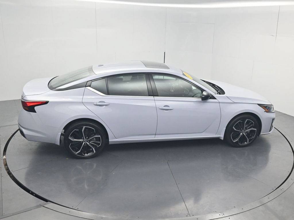 Used 2024 Nissan Altima 2.5 SR w/ SR Premium Package AWD/4WD image 55