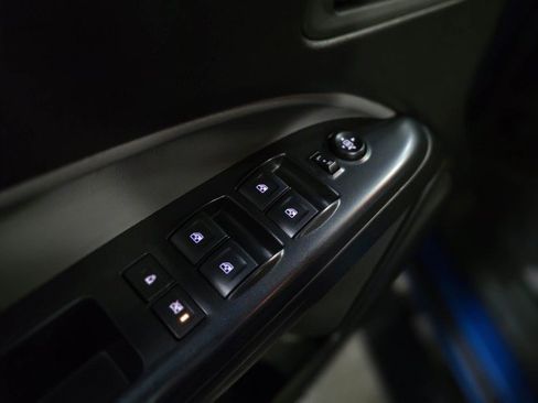 Used 2022 Chevrolet Colorado W/T w/ Custom Special Edition image 29