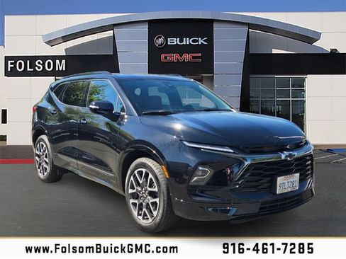 Used 2025 Chevrolet Blazer RS AWD/4WD image 1