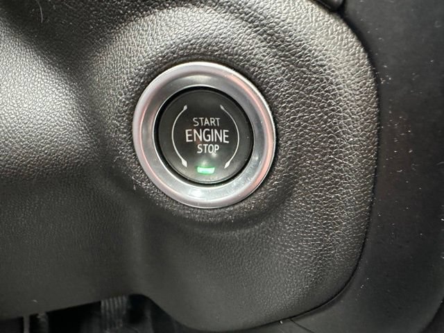 Used 2019 GMC Sierra 1500 AT4 w/ AT4 Premium Package AWD/4WD image 36