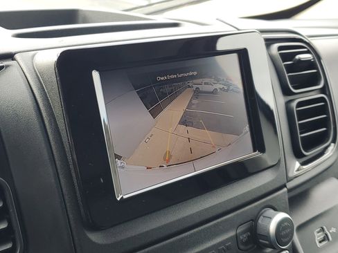 Used 2025 RAM ProMaster 2500 w/ Storage Group image 15