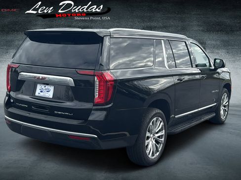 Certified 2022 GMC Yukon XL Denali w/ Max Trailering Package AWD/4WD image 4