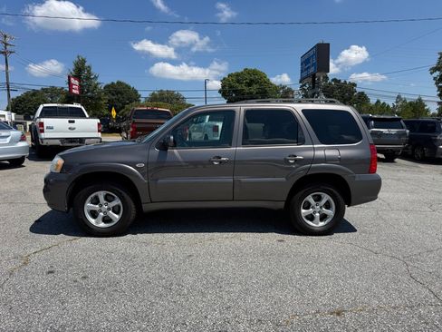 Used 2006 MAZDA Tribute s w/ Package 2 FWD image 4