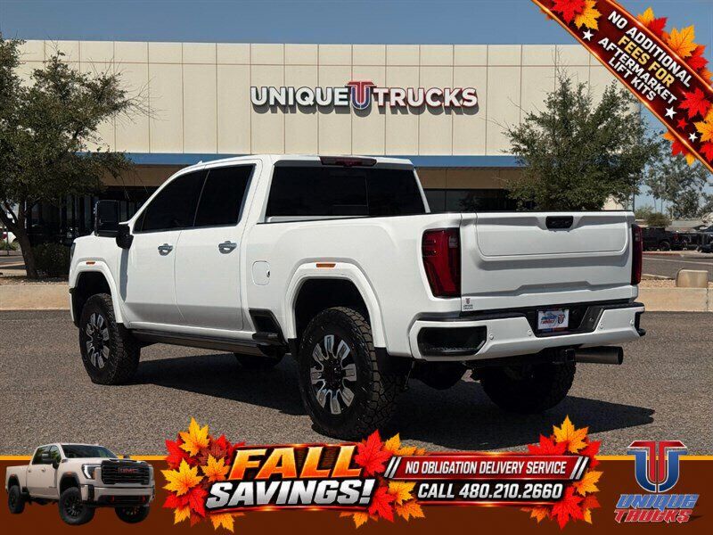 Used 2024 GMC Sierra 2500 Denali w/ Denali Reserve Package AWD/4WD image 8