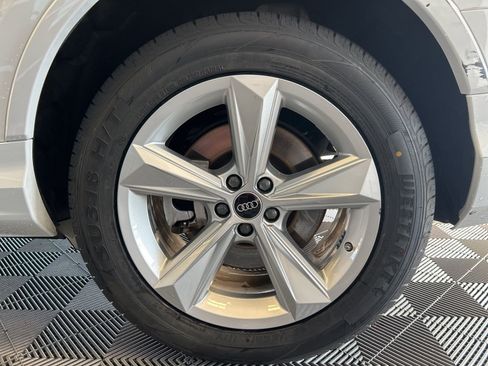 Used 2024 Audi Q7 2.0T Premium Plus image 9