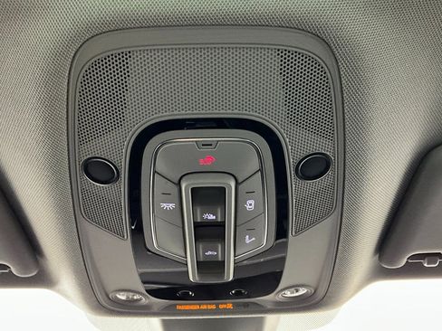 Used 2022 Audi Q5 2.0T Premium Plus image 13