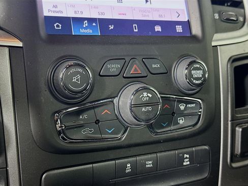 Used 2022 RAM 1500 Classic Warlock w/ Ceramic Gray Warlock Package AWD/4WD image 23