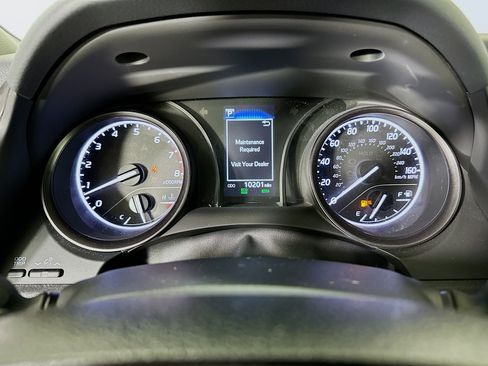 Used 2024 Toyota Camry SE w/ Cold Weather Package image 19