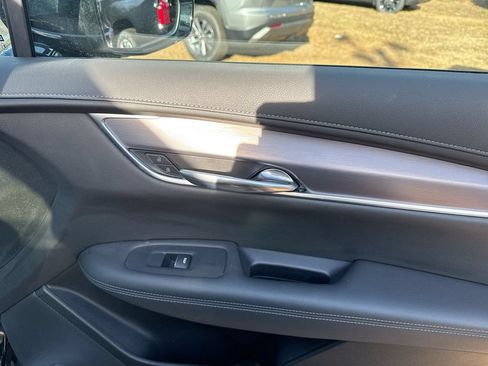 Used 2024 Cadillac XT6 Luxury AWD/4WD image 33