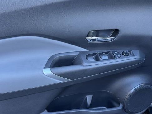 Used 2023 Nissan Kicks SR w/ SR Premium Package image 20