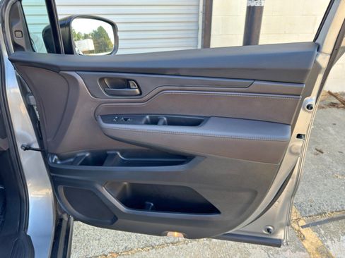 Used 2019 Honda Odyssey EX image 38