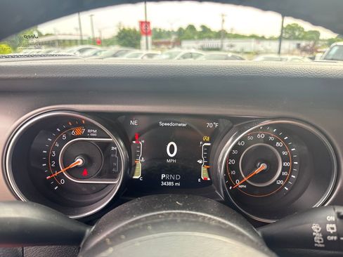 Used 2022 Jeep Wrangler Unlimited Sport AWD/4WD image 15
